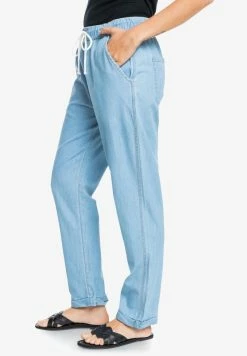 Roxy SLOW SWELL - Straight Leg Jeans - Light Blue -Roxy Shop 12bf863045cb4cf481ee3e6526fdbfbd