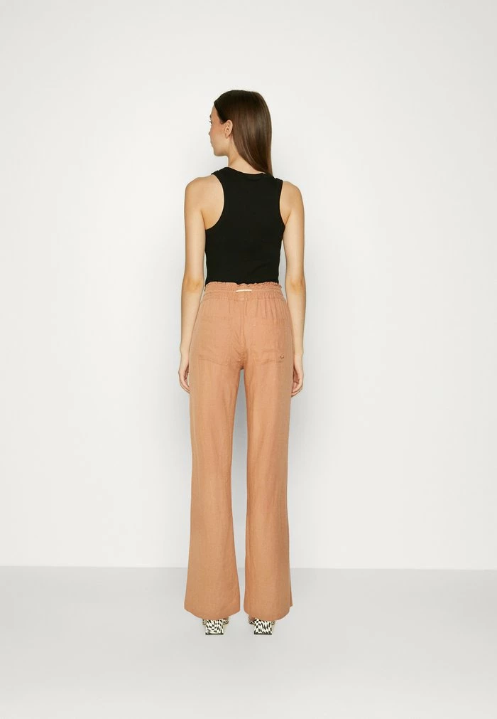Roxy OCEANSIDE PANTS - Trousers - Coral 4 Roxy OCEANSIDE PANTS - Trousers - Coral - Image 3