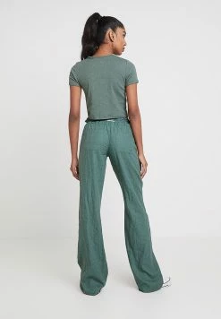 Roxy OCEANSIDE PANTS - Trousers - Duck Green -Roxy Shop 2d187ab37b074eb49055c9d3bb5195a8