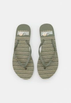 Roxy VIVA STAMP - Pool Shoes - Army Green -Roxy Shop 4b83dd3cf35b40938d26b636ead81fc8