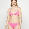 Roxy LOVE CHEEKY - Bikini - Pink Guava -Roxy Shop e1be30f7f6354002928e1dda98404a42