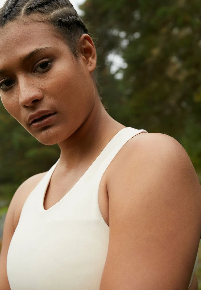 Roxy GOLDEN HOURS - Sports Bra - Tapioca 5 Roxy GOLDEN HOURS - Sports Bra - Tapioca - Image 3